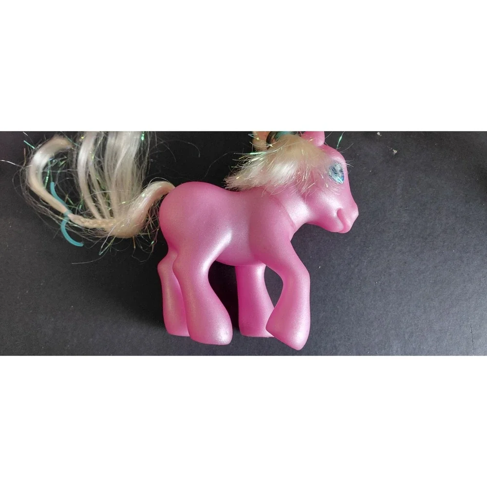 Hasbro mix of vintage & modern My Little Pony brushable figures Collectible Toys